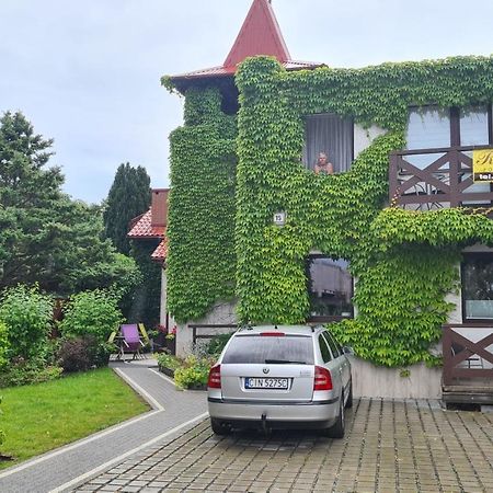 Готель Renesans Владиславово Екстер'єр фото